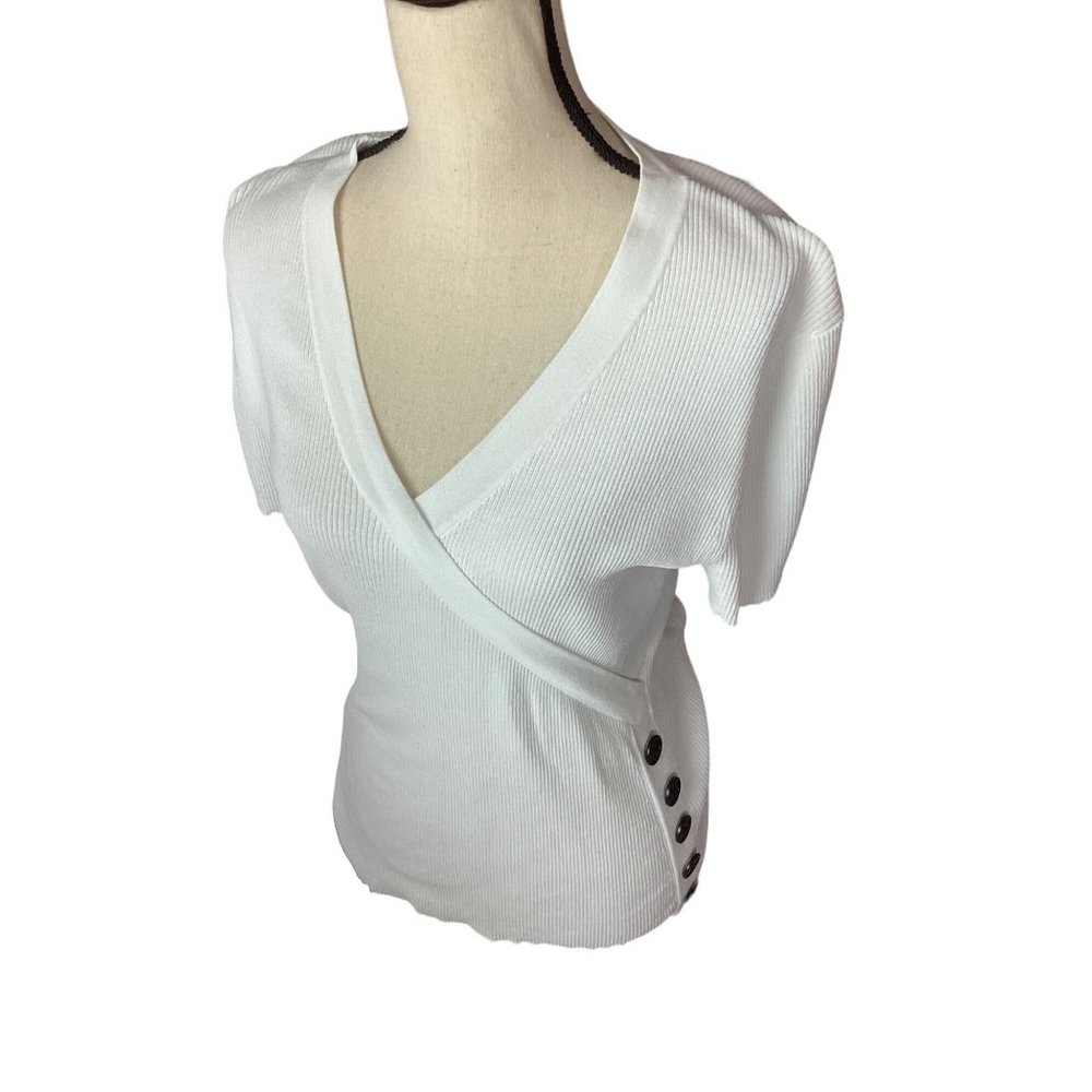 Women's  V-Neck Ribbed Pullover Top * Med*  White Cotton blend *5 side buttons
